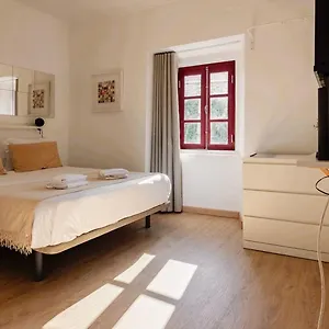 Apartment Casa Com Graca - Fully Equiped In The Historical Center, Lissabon
